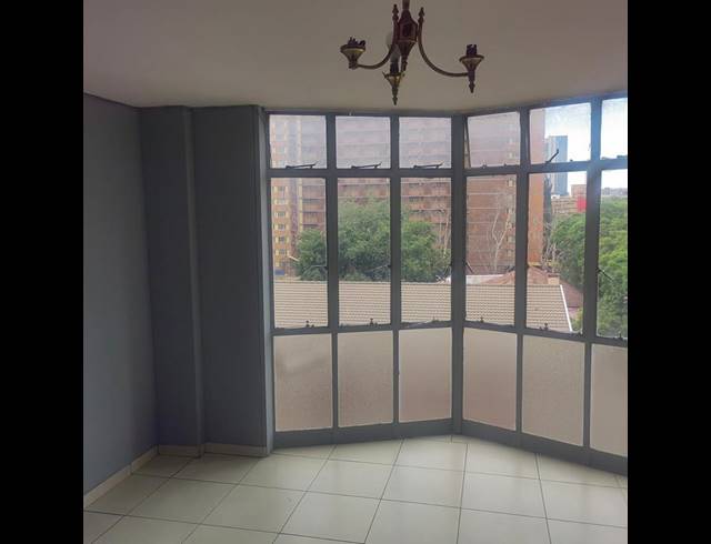 2 BEDROOM APARTMENT FOR SALE IN PRETORIA CBD